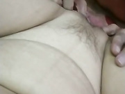 “儿子快操骚逼受不了了干妈妈”熟女大奶富婆与干儿子乱伦啪啪边淋浴边干回屋继续干内射对白超级淫荡