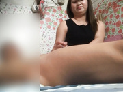 大白天路边店泄火一位黑色连衣裙高跟鞋气质少妇边看a片边干软磨硬泡同意从后面干对白有趣