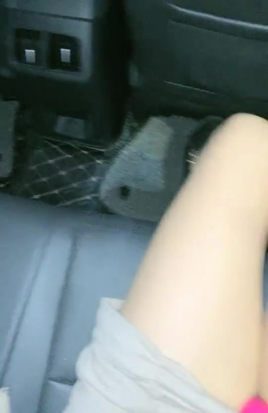 豪乳女神户外一姐回归【你好迷人】真实勾引出租车司机车震无套做爱 半藏密诱街头女 勾引滴滴车上郎 高清源码录制