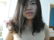 看着有点让人怜悯的变态冷先生调教小女奴服务不到位就被扇脸